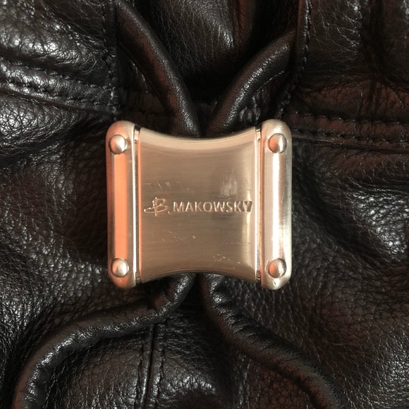 B Makowsky Leather Purse - Picture 2 of 5